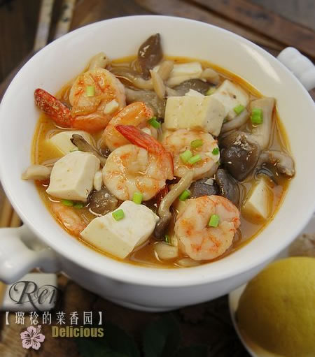 ���r����������