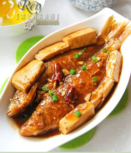 家常醋燜白條魚的做法 家常醋燜白條魚的做法