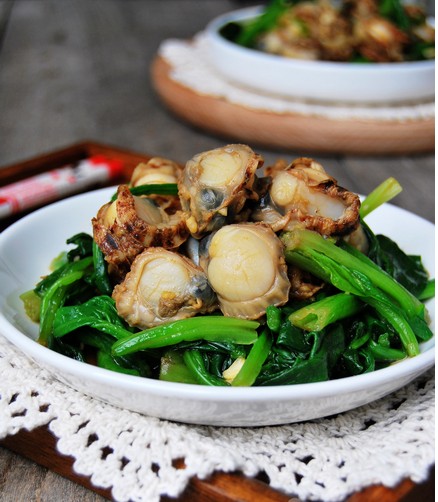 扇貝拌菠菜的做法 扇貝拌菠菜的做法