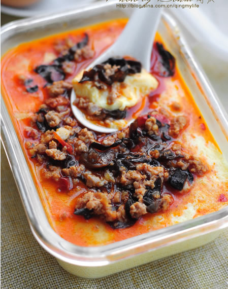 �~(y��)������������