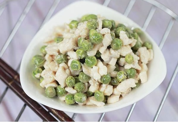 雞丁炒青豆的做法 雞丁炒青豆的做法