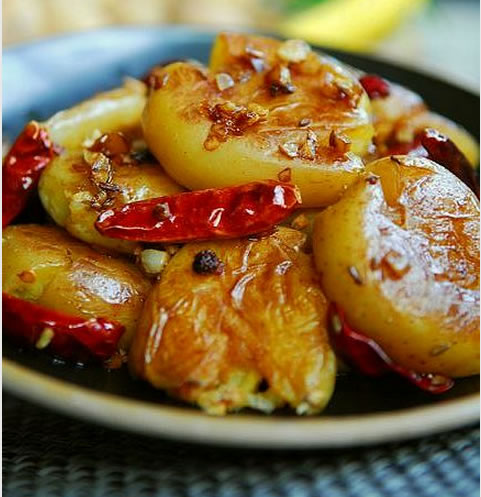 麻辣干鍋小土豆的做法 麻辣干鍋小土豆的做法