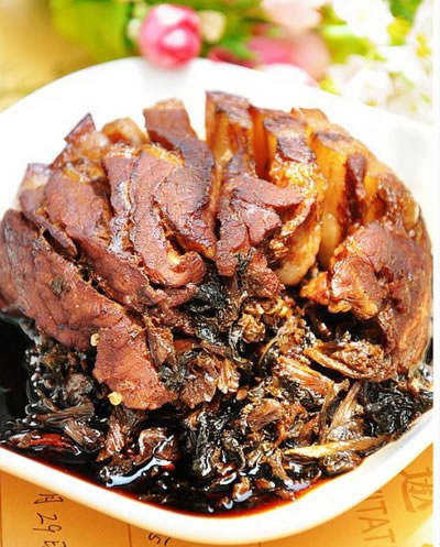 梅干菜扣肉的做法 梅干菜扣肉的做法