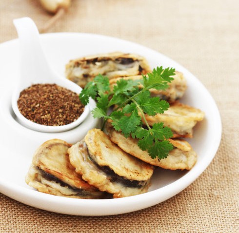 ���}���Ѻе�����