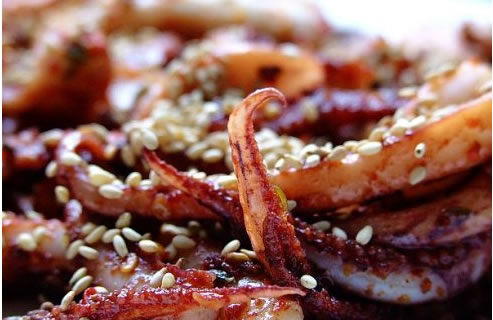 �F������~������