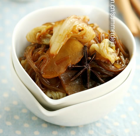 白菜燉土豆的做法 白菜燉土豆的做法