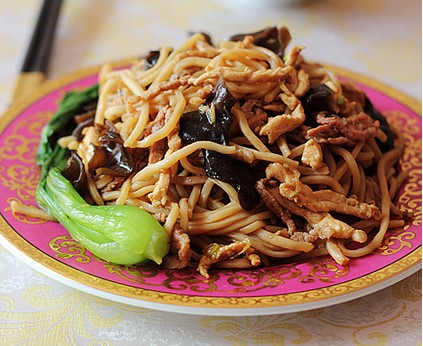 肉絲伊府面的做法 肉絲伊府面的做法