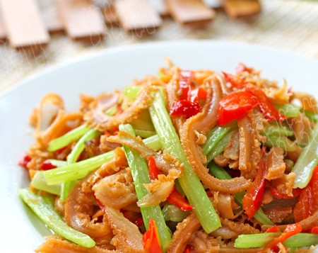 ���۠Zţ�ǵ�����