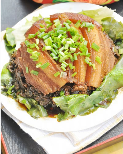 冬菜腐乳扣肉的做法 冬菜腐乳扣肉的做法