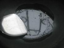 �������~(y��)�������D�Ĳ��E