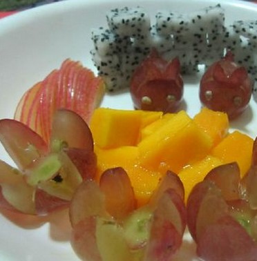 簡易水果拼盤的做法 簡易水果拼盤的做法