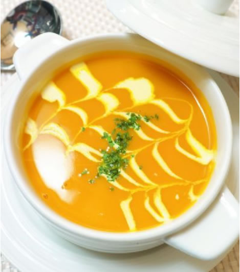 萬圣節(jié)美味濃湯之南瓜濃湯的做法 萬圣節(jié)美味濃湯之南瓜濃湯的做法