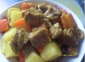 咖喱土豆燒牛肉的做法 咖喱土豆燒牛肉的做法