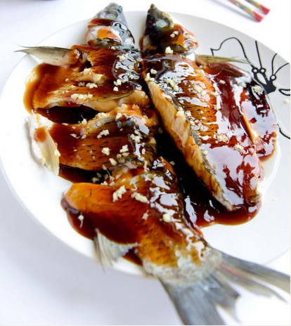 �������~������