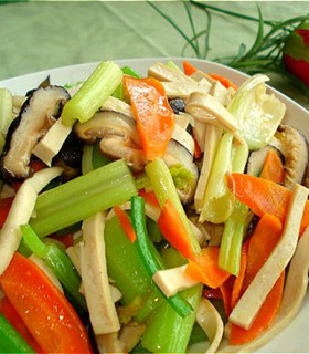 炒彩絲的做法 炒彩絲的做法