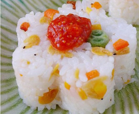 �~���uF������