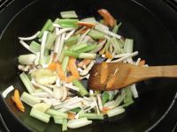 炒彩絲的做法圖文步驟