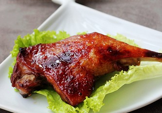 蜜汁醬烤鴨腿的做法 蜜汁醬烤鴨腿的做法