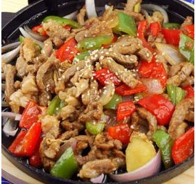 牛肉炒青椒的做法 牛肉炒青椒的做法