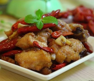 彝族坨坨雞的做法 彝族坨坨雞的做法