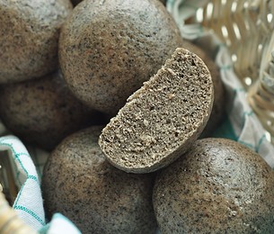 黑芝麻饅頭的做法 黑芝麻饅頭的做法