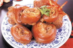 家常鹵水豬腳的做法 家常鹵水豬腳的做法