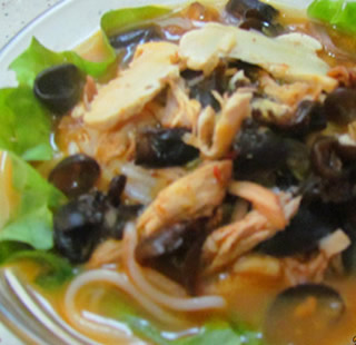 雞肉湯米粉的做法 雞肉湯米粉的做法