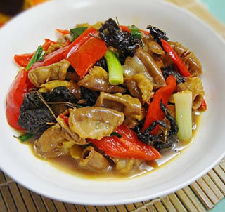 紫蘇炒粉腸的做法 紫蘇炒粉腸的做法