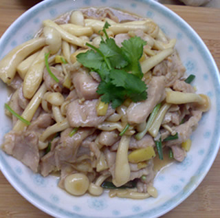 白玉菇炒肉片的做法 白玉菇炒肉片的做法