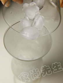 降暑冰飲——冰制焦糖瑪奇朵的做法圖文步驟