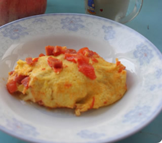 蛋包番茄奶酪火腿的做法 蛋包番茄奶酪火腿的做法