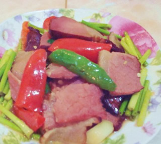 蒜苔炒臘肉的做法 蒜苔炒臘肉的做法