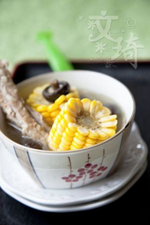 香菇玉米肋排湯的做法 香菇玉米肋排湯的做法