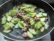 �˹ϳ���������D�Ĳ��E