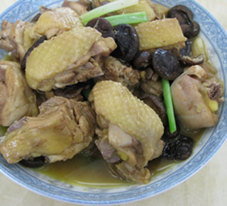 冬菇燜土雞的做法 冬菇燜土雞的做法