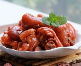 梅子豬手的做法 梅子豬手的做法