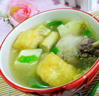 黃芪老鴨筍湯的做法 黃芪老鴨筍湯的做法