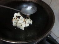 �����������K�������D�Ĳ��E