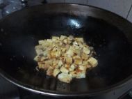 �����������K�������D�Ĳ��E