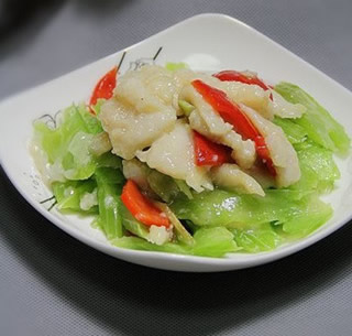 西芹炒魚片的做法 西芹炒魚片的做法