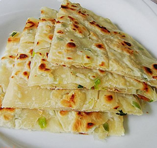 燙面蔥油餅的做法 燙面蔥油餅的做法