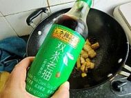 ���}���F��������D�Ĳ��E