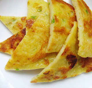 蔥花雞蛋燙面餅的做法 蔥花雞蛋燙面餅的做法