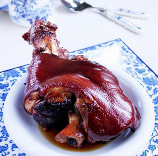 秘制醬肘子的做法 秘制醬肘子的做法