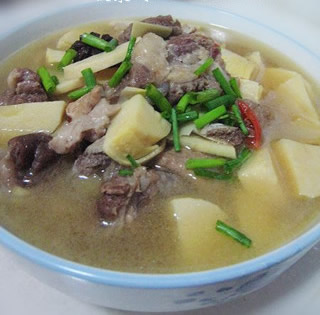 竹筍燉排骨的做法 竹筍燉排骨的做法