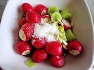 糖醋櫻桃小蘿卜的做法圖文步驟