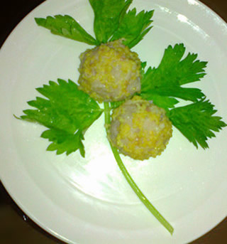 清蒸小米蓮藕丸的做法 清蒸小米蓮藕丸的做法