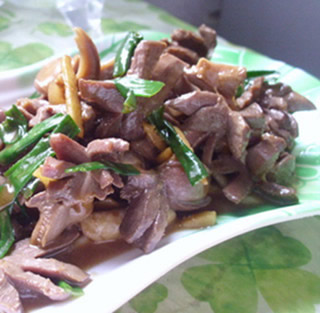 姜蔥爆炒鴨胗的做法 姜蔥爆炒鴨胗的做法