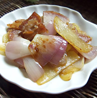 土豆洋蔥炒臘肉的做法 土豆洋蔥炒臘肉的做法