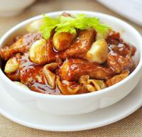 �~(y��)�������������